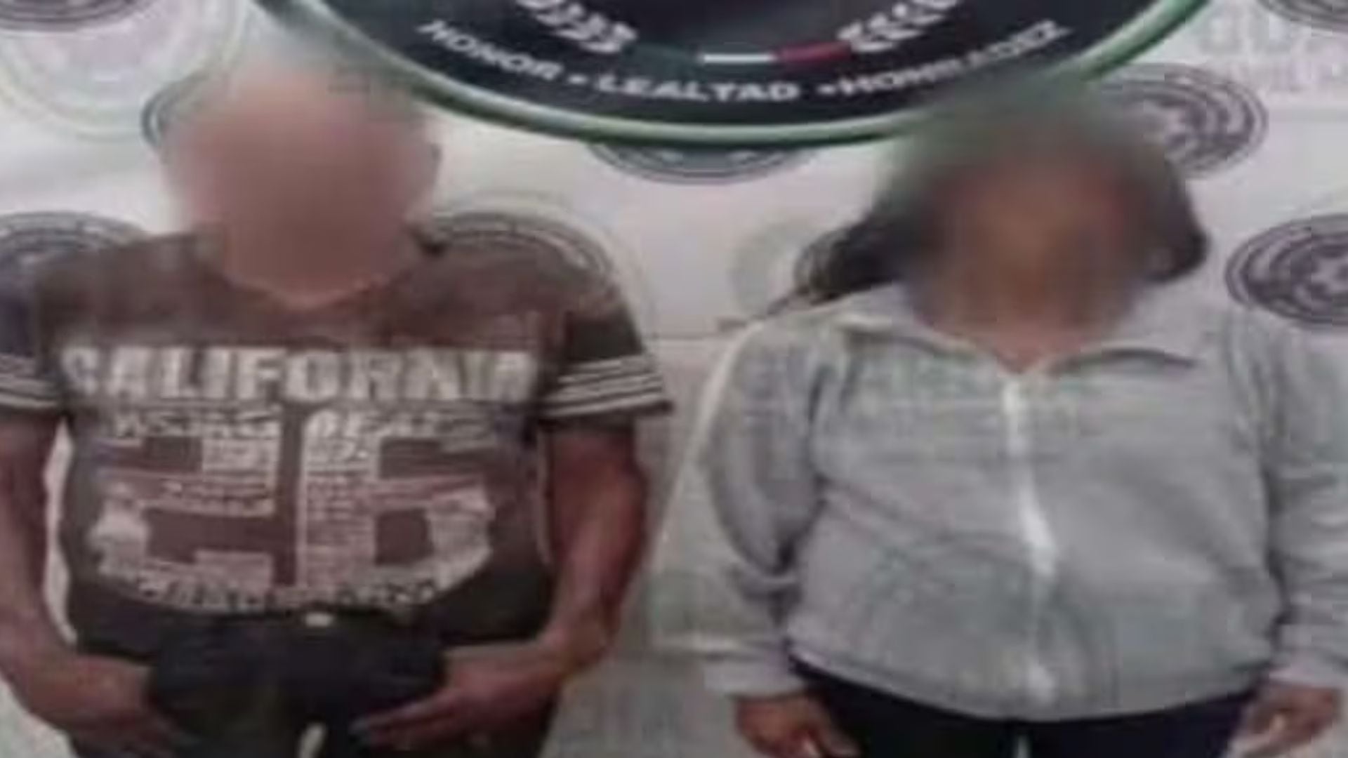 Sorprenden a pareja “haciendo el amor” en plena vía pública; así fueron detenidos