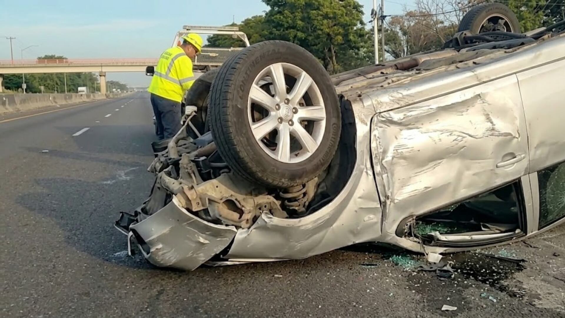 ¡Atención conductores! Accidente vial provoca intenso tráfico en la carretera Celaya-Salamanca; esto pasó