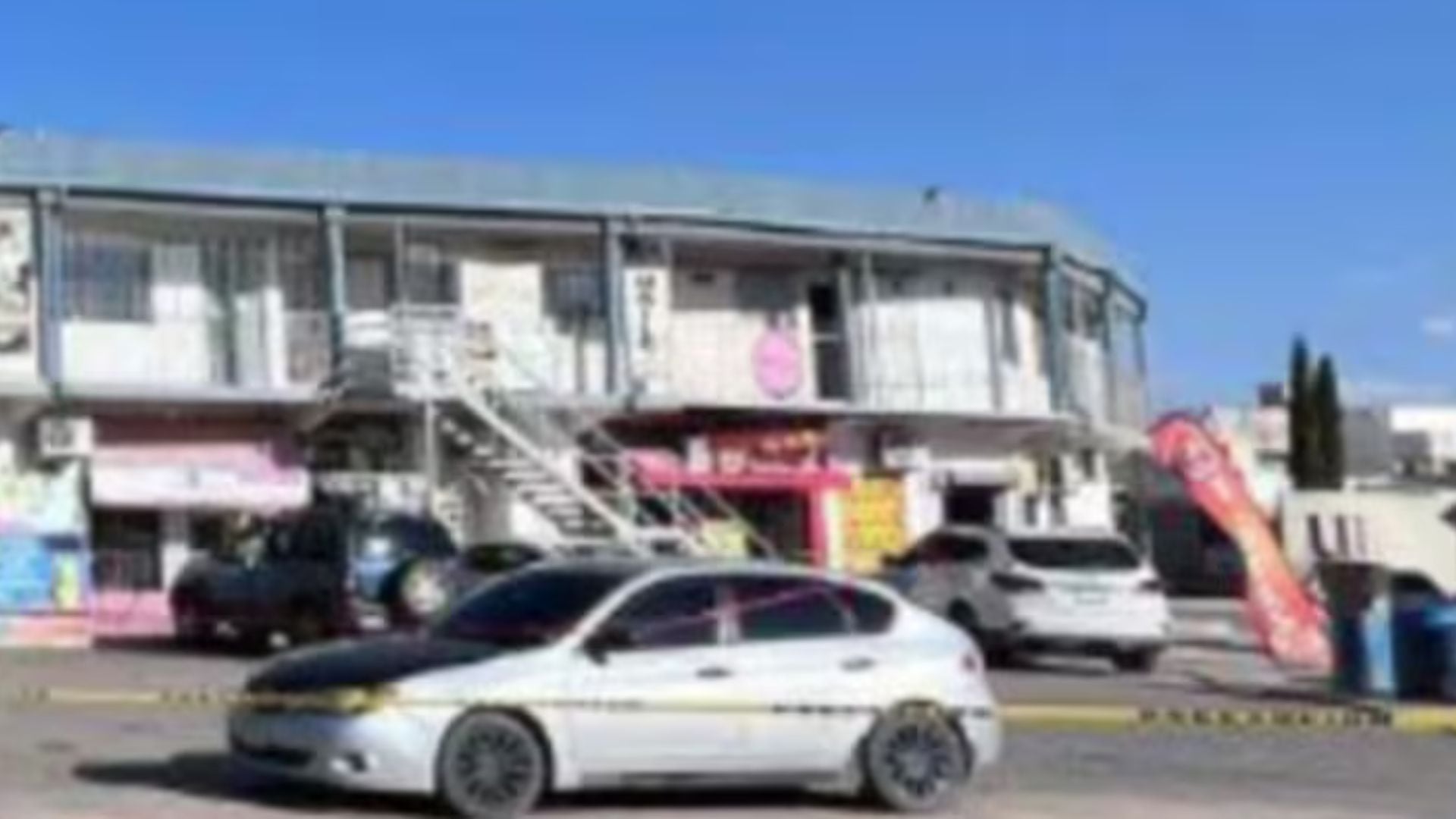 ¡Discuten en una abarrotera y termina en una tragedia! Mujer mata a su esposo presuntamente con un machete