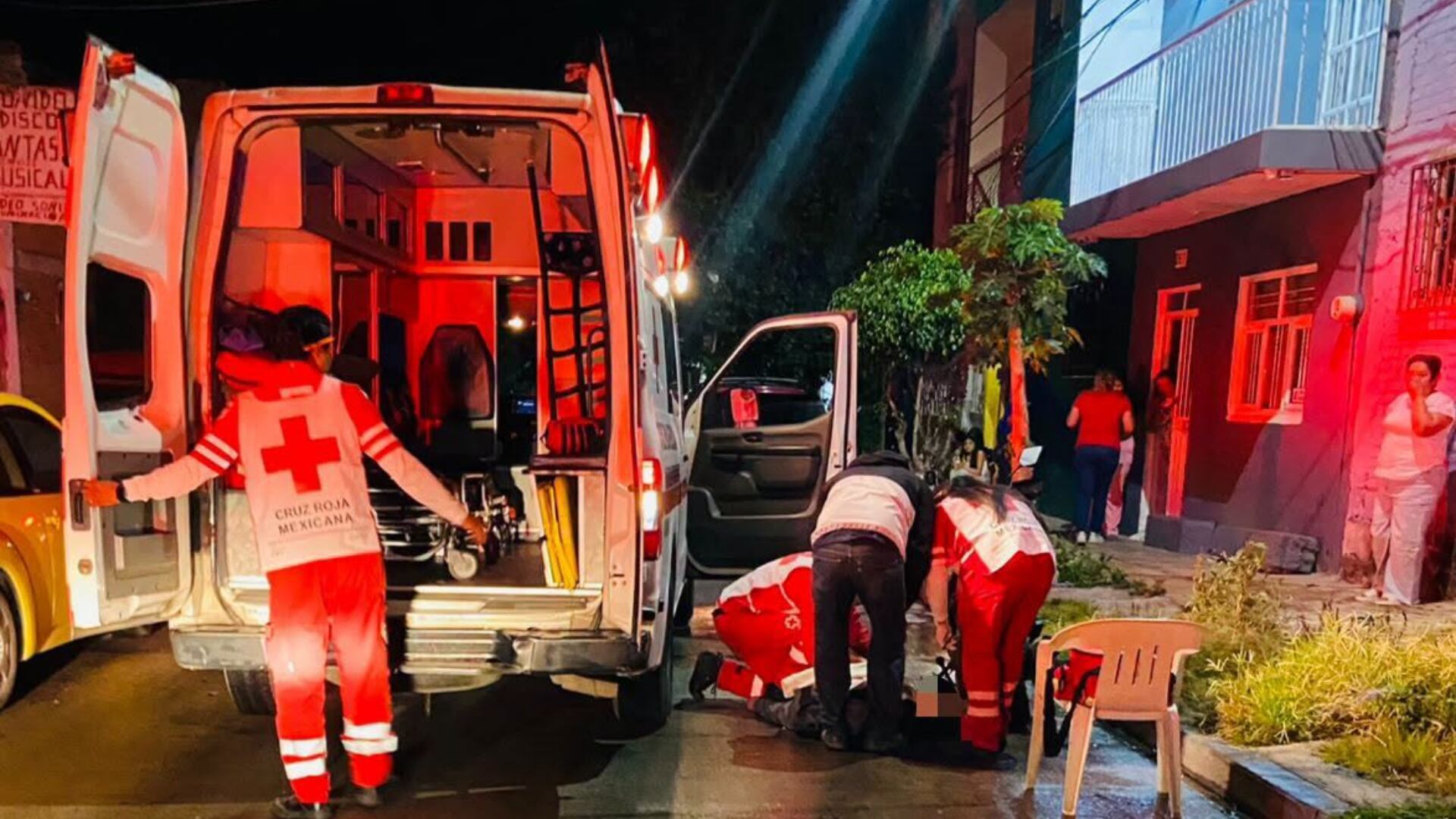 ¡Es una men0r de edad! Pequeña de TRES años resulta herida por una BAL4 de ARM4 de fuego en Acámbaro