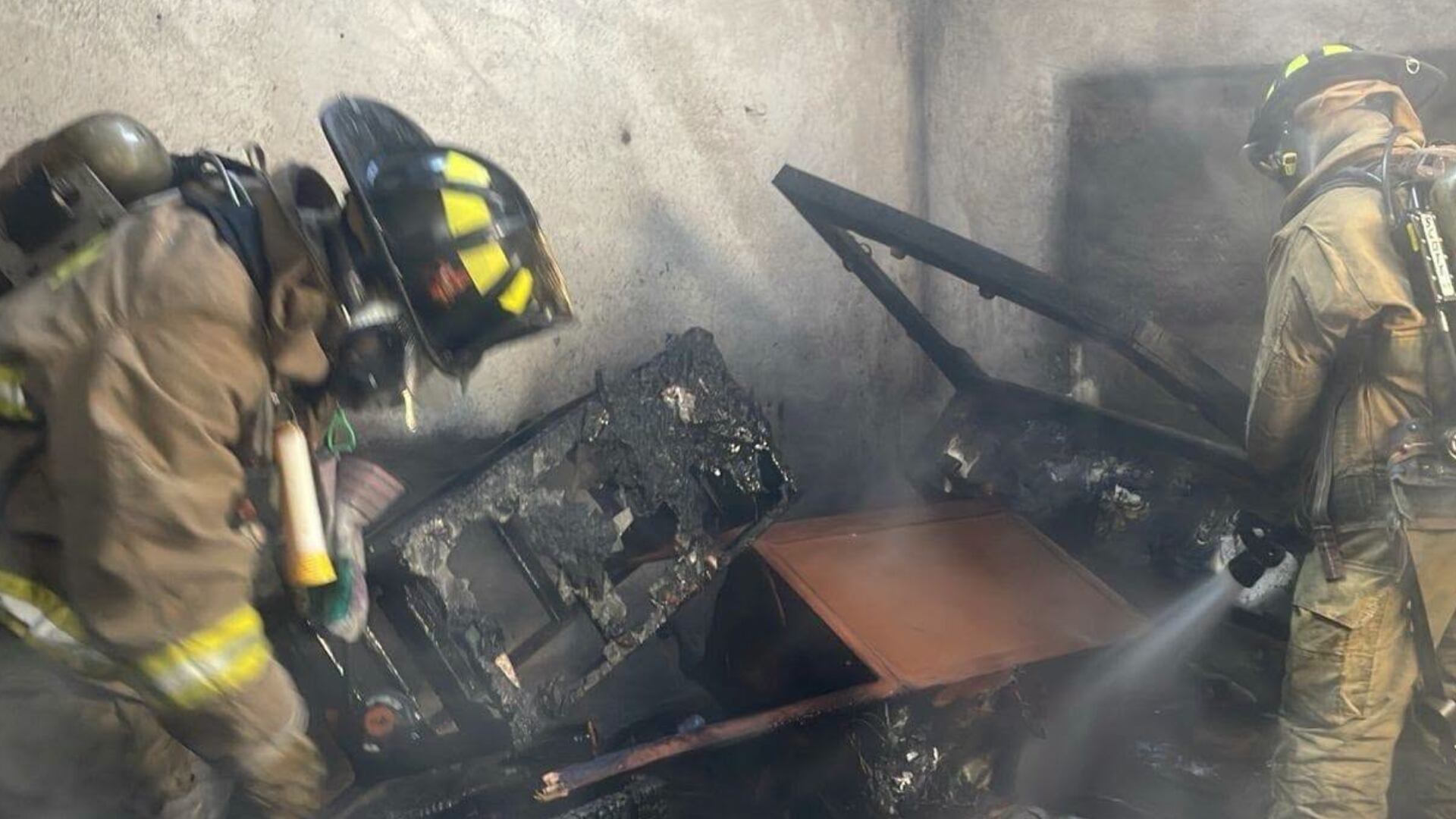¡No fue ACCIDENTE! Incendio PROVOCADO pone en peligro a inquilinos en este municipio de Guanajuato; ¿quién lo causó?