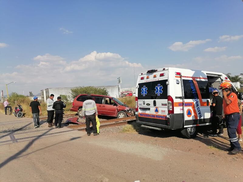 Accidente tren Irapuato.jpg