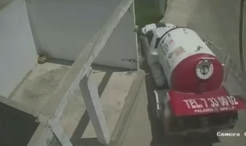 Gas butano se vuelca