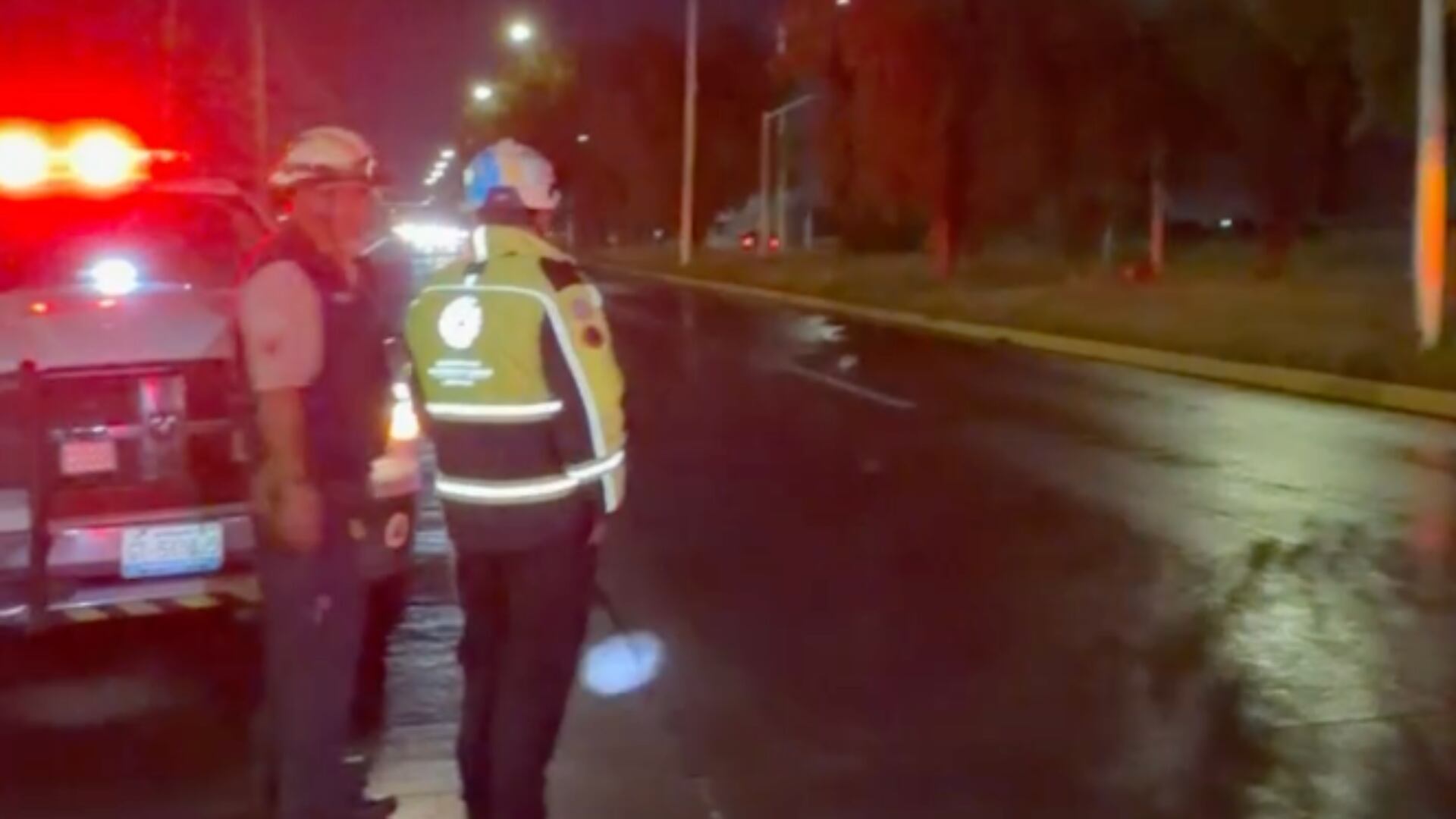 Se reporta FUERTE accidente vial en el Ecobulevar León - San Francisco del Rincón; deja una persona sin vida