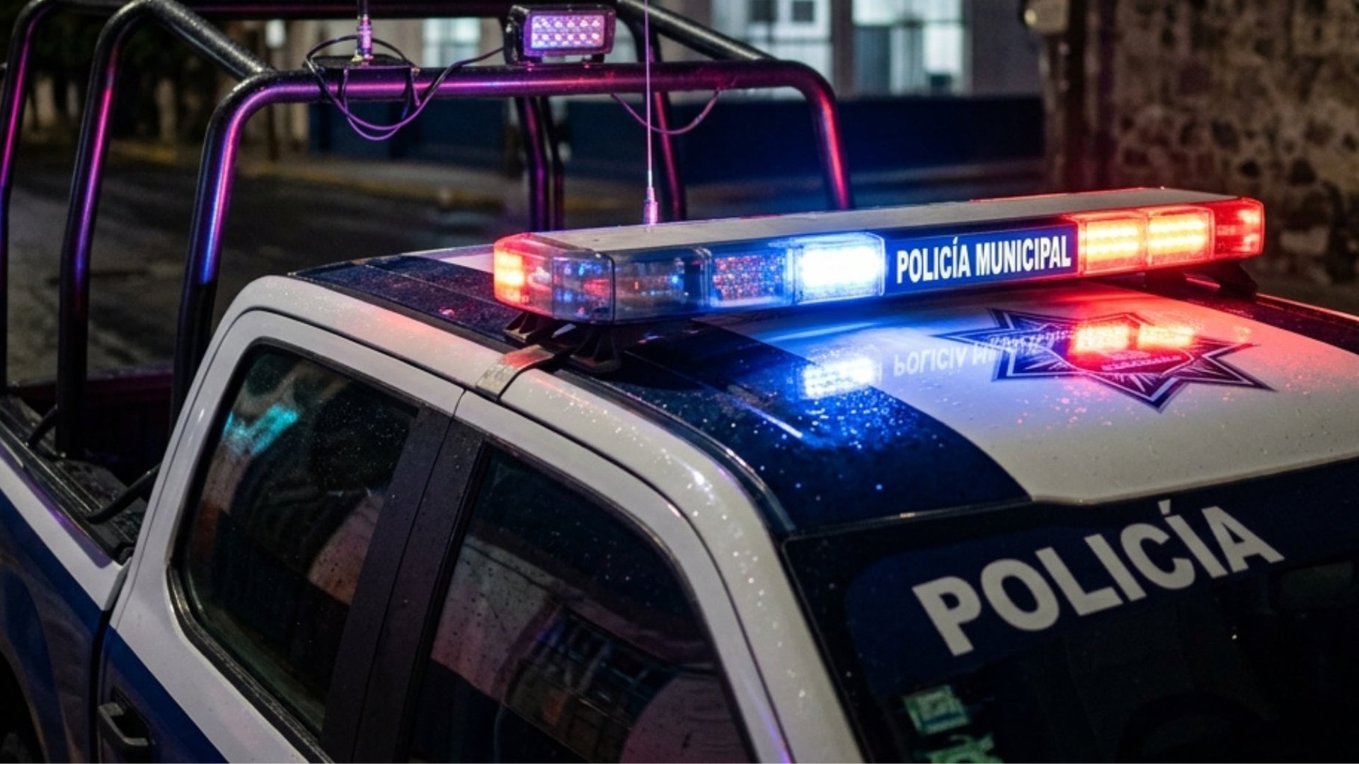 ¡Al interior de una vecindad! At4can a una mujer en esta colonia de León